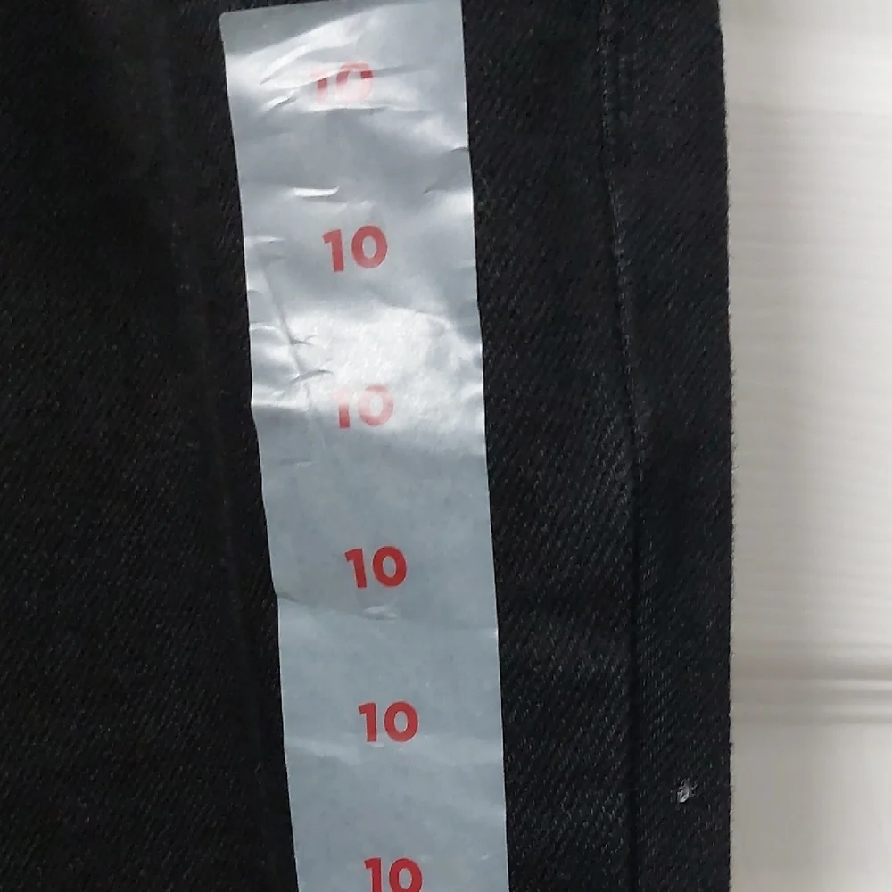 Old Navy Black Flare & Wide Leg Jeans - Picture 2 of 7